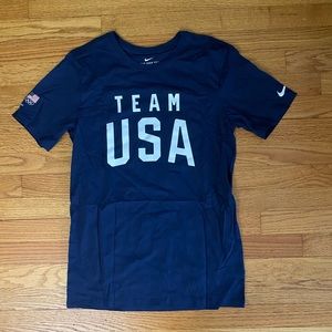 Nike Tshirt Men’s Small Blue Team USA Crew Neck Shirt  Logo Athletic Tee New